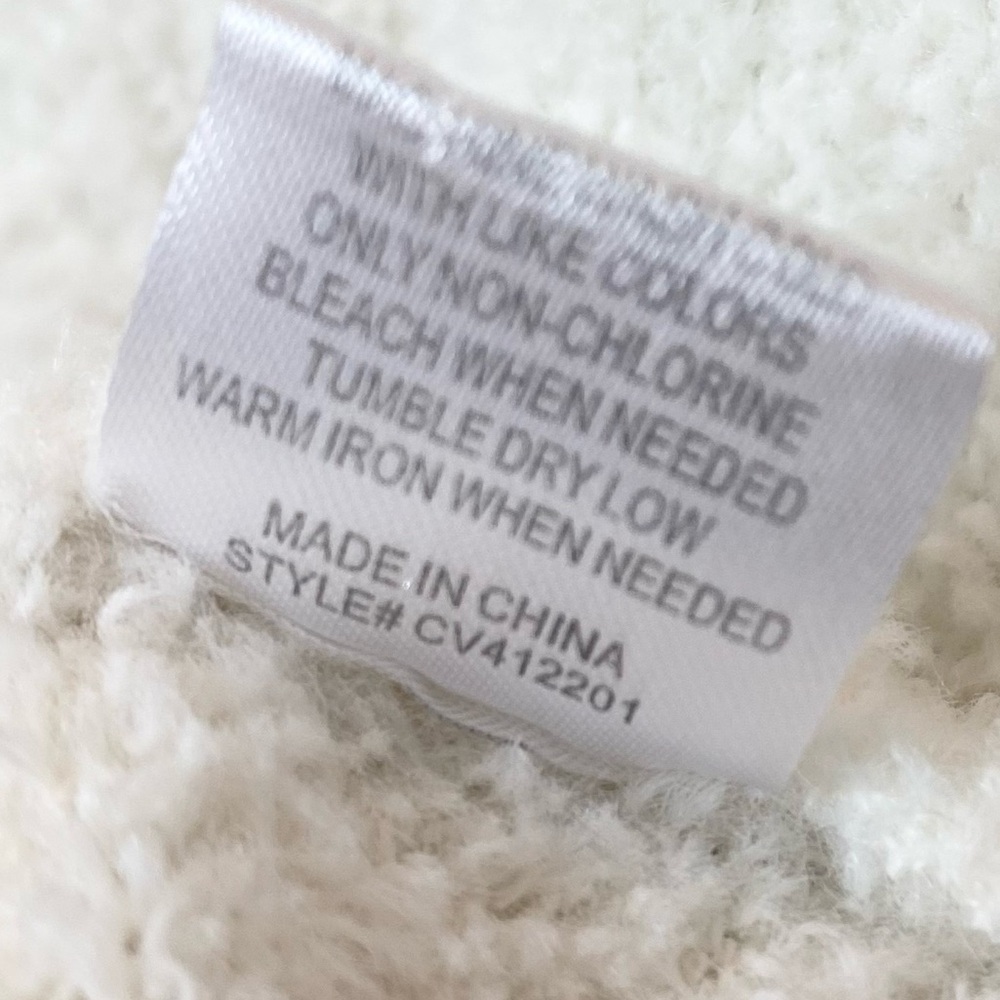 Chelsea & Violet Cream Button-Up Cardigan - Picture 5 of 10
